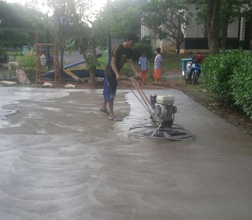 Proyek Pekerjaan Lapangan Volley untuk Perumahan