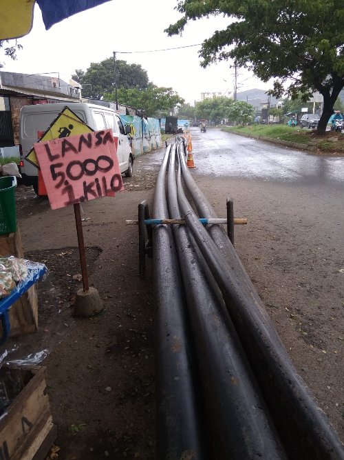 penempatan pipa metode hdd 225x300 Horizontal Directional Drilling CV Mandiri Jaya Beton